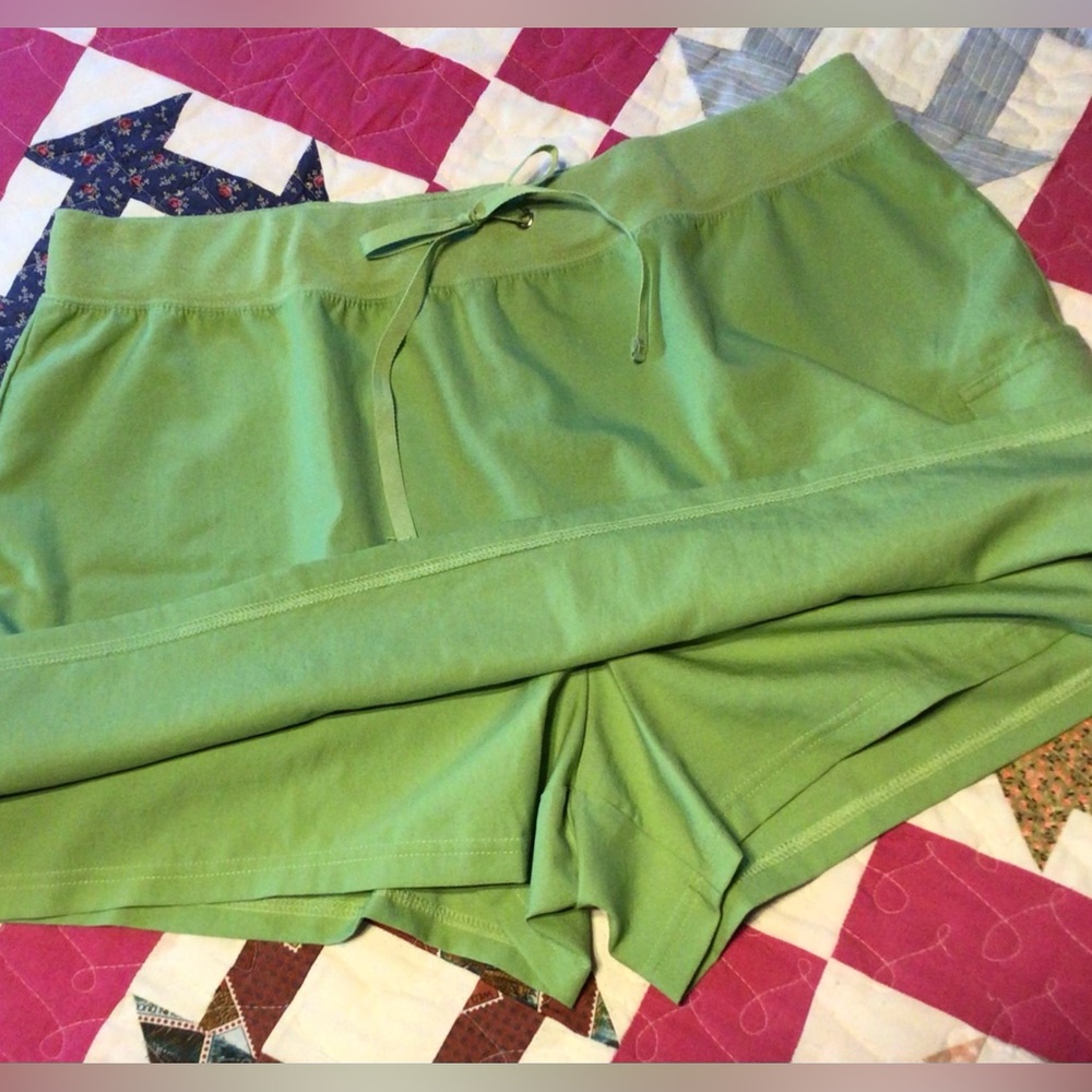 New York and Co. Sport skort. XL. - Picture 5 of 6